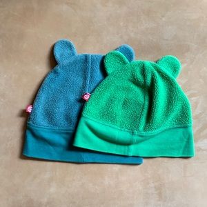 (2) Zutano 24M hats